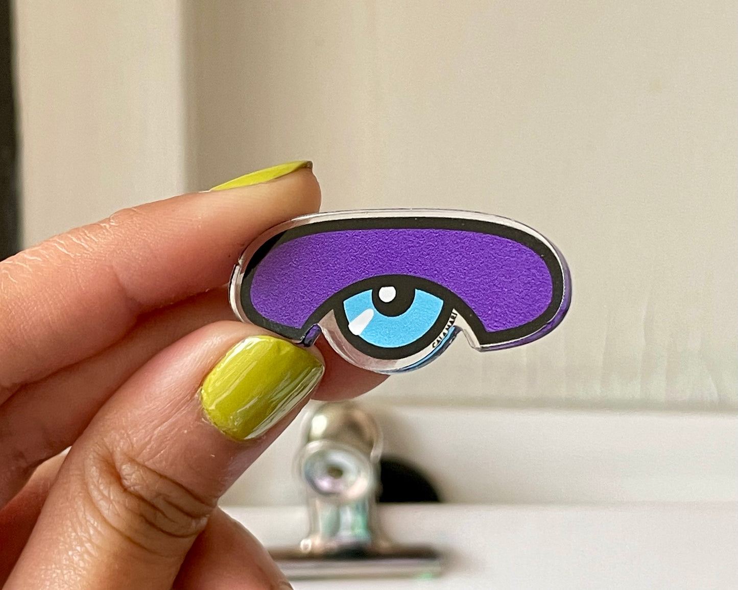 Smöl Fren | Acrylic Eye Pin